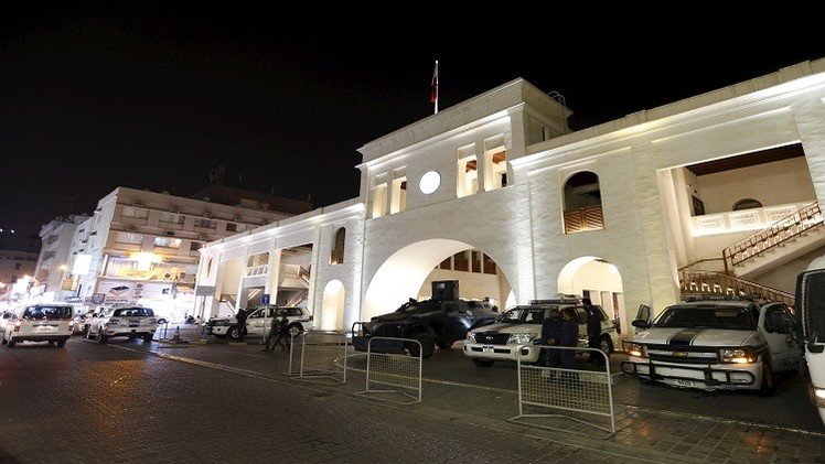 البحرين: السجن لـ 8 مواطنين بتهم تتصل بالإرهاب