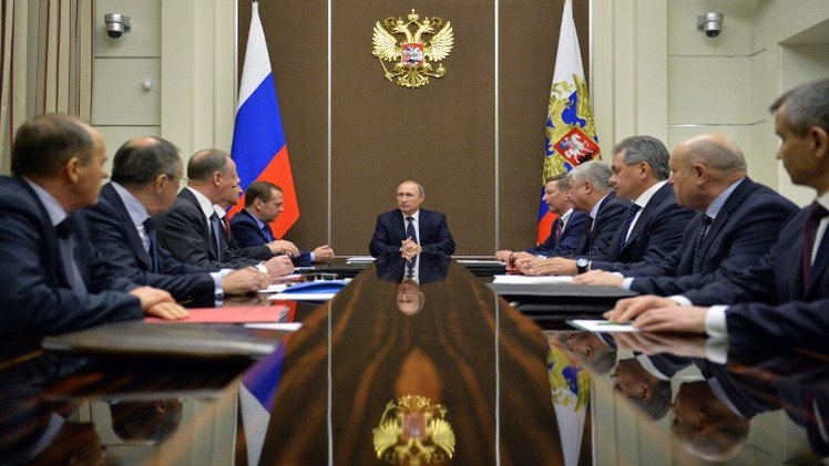 بوتين يبحث مع مجلس الأمن الروسي الإرهاب عشية 