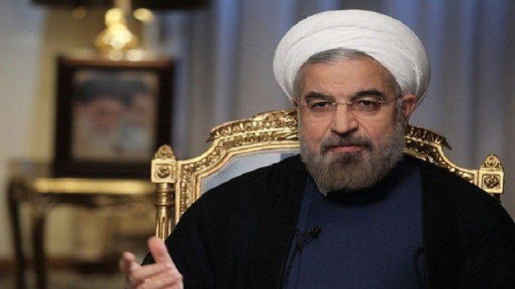 روحاني يرجئ زيارة إلى فرنسا على خلفية هجمات باريس