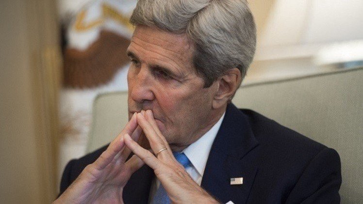 كيري يعزز التعاون مع فرنسا ويتنبأ بمرحلة انتقال سياسي قريب لسوريا