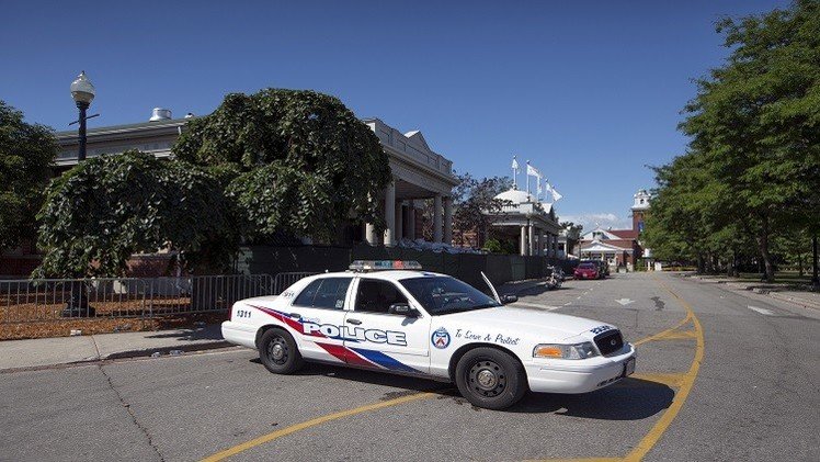 الشرطة الكندية تعتذر للمسلمين بسبب حرق مسجد
