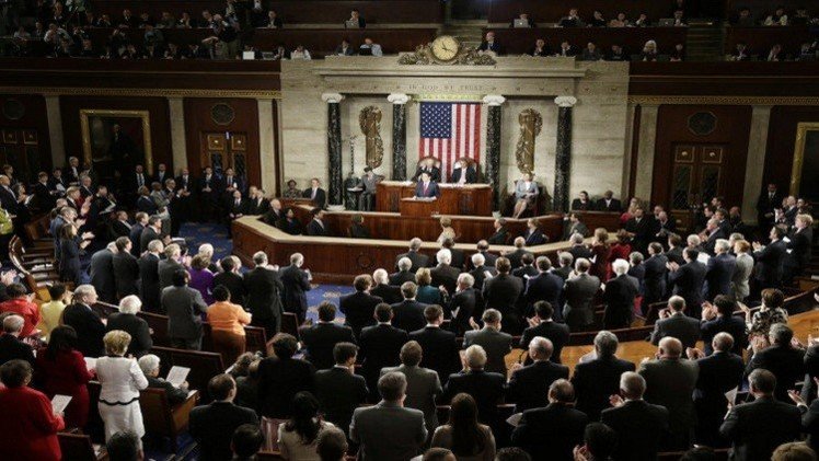 النواب الأمريكي  يدعو لوقف استقبال اللاجئين السوريين