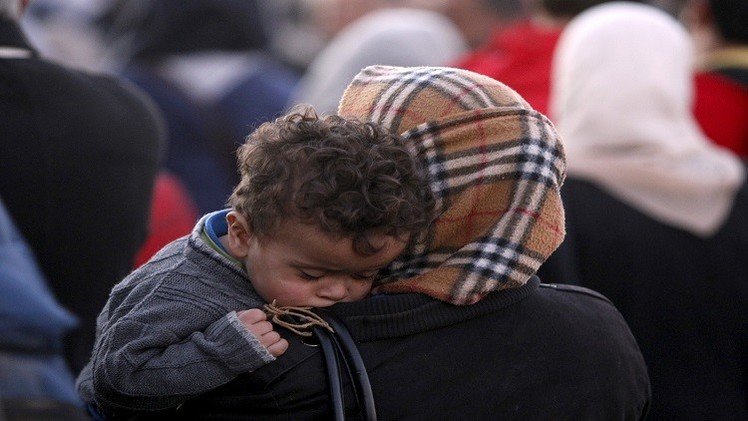 بريطانيا.. وصول أول طائرة تقل لاجئين سوريين من الأردن ولبنان