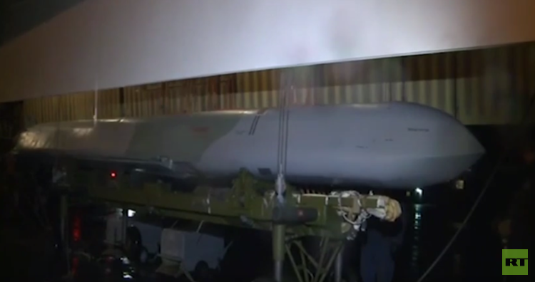 الطائرات الاستراتيجية الروسية تستخدم في سوريا صاروخا مجنحا من الجيل الجديد (فيديو)
