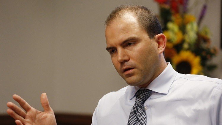 البيت الأبيض: استمرار الغارات الروسية ضد داعش خطوة بناءة