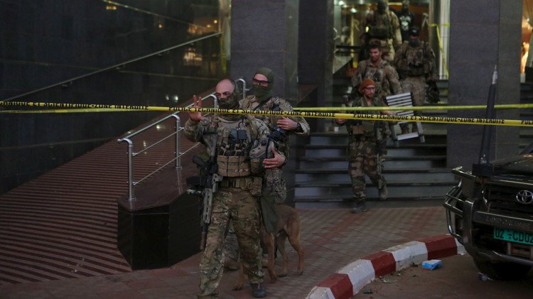 من أخرج الإرهاب من قمقمه؟ 