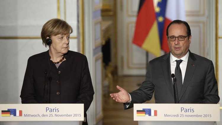هولاند وميركل يدعوان إلى  تخفيف حدة التوتر بين موسكو وأنقرة
