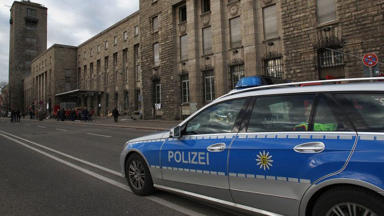 إلقاء القبض على تاجر سلاح ألماني يشتبه ببيعه رشاشات لمدبري هجمات باريس