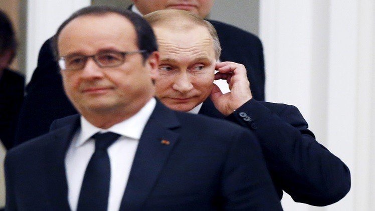 باريس تتجاهل واشنطن وتطرق أبواب موسكو