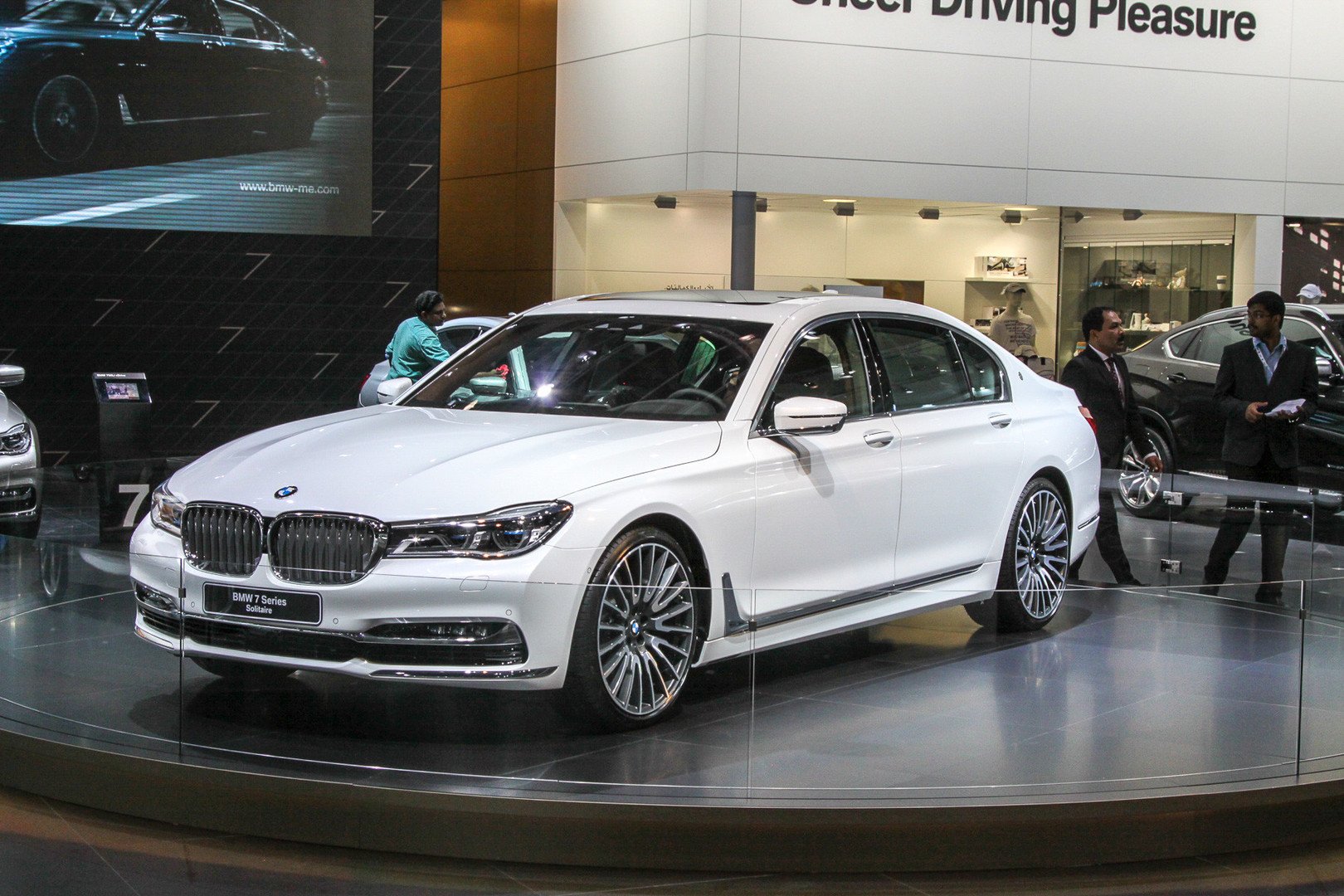 سيارة بي إم دبليوفئة 7