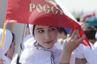 أهالي روسيا يحتفلون بعيد وحدة الشعب