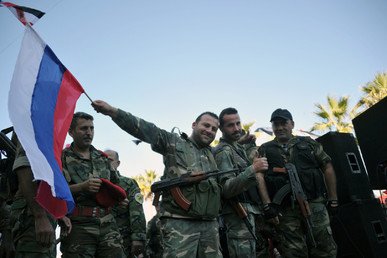 جنود الجيش السوري المشاركون في التظاهرة