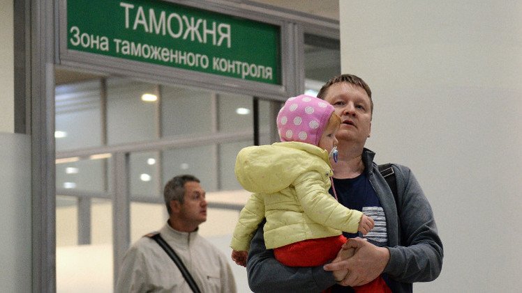 عودة آخر السياح الروس من مصر ونقل كافة الأمتعة 