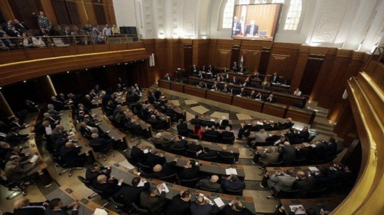 البرلمان اللبناني يفشل للمرة الـ32 في انتخاب رئيس للجمهورية 