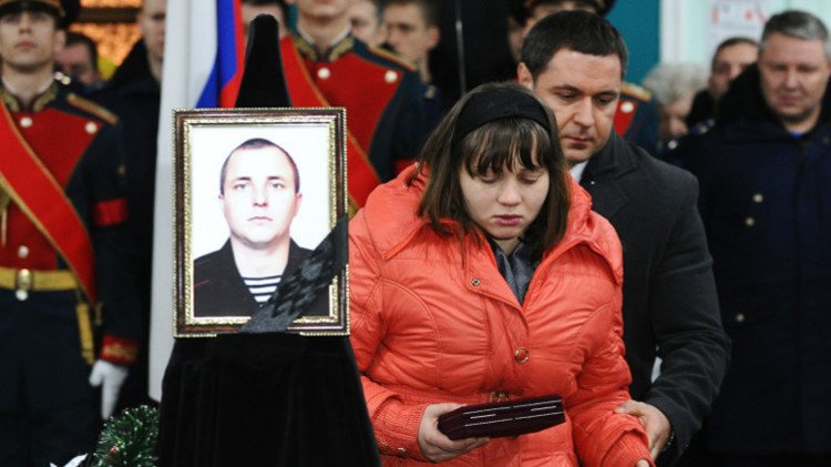 طفل العسكري الروسي الذي قضى في سوريا يريد متابعة مسيرة أبيه