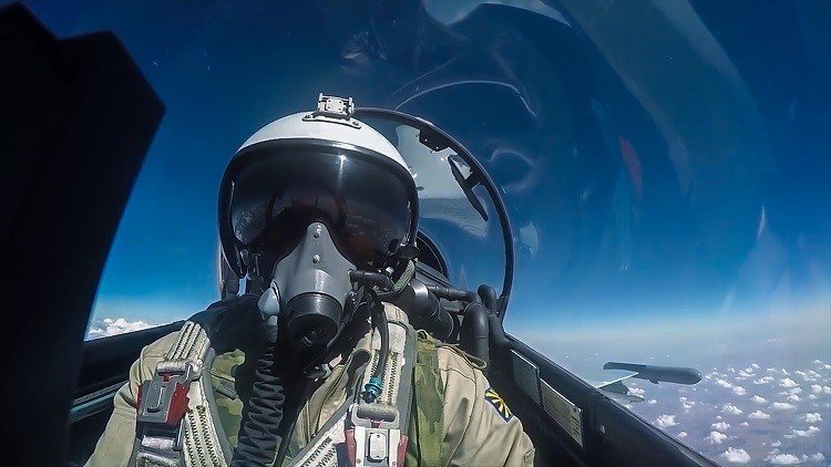 روسيا تطالب كندا بسحب معلومات من الإنترنت عن طيارين روس يحاربون في سوريا