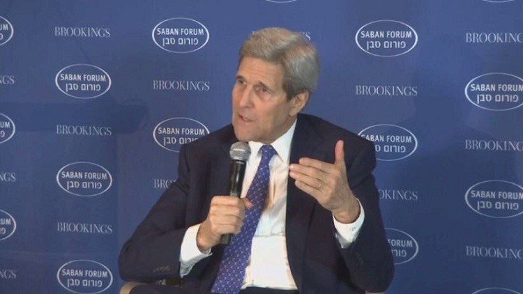 كيري: إذا استمرت روسيا وإيران بدعم الأسد سنضطر إلى اتخاذ إجراءات قاسية