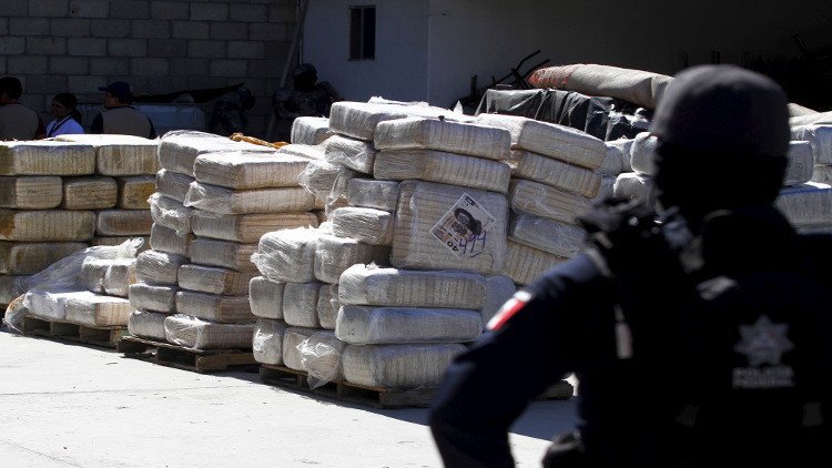 اعتقال أوكرانيين يهربون 13 طنا من المخدرات في المتوسط