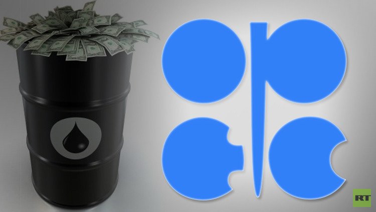 "أوبك" تدفع أسعار النفط إلى أدنى مستوى لها في 2015