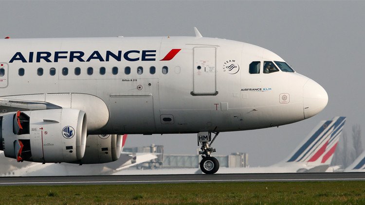 هجمات باريس تكلف "إير فرانس" نحو 50 مليون يورو 