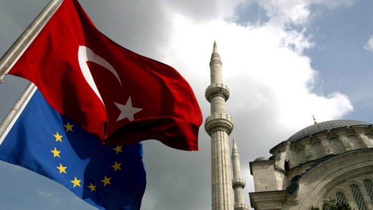 الاتحاد الأوروبي وتركيا يحددان موقفهما بشأن الشرق الأوسط