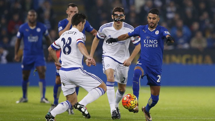 الجزائري محرز يمرر ويحرز .. (فيديو)