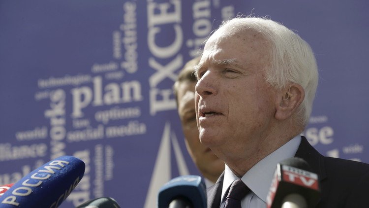 ماكين: الأسد يمثل خطرا أكبر من "داعش" على دول التحالف الإسلامي