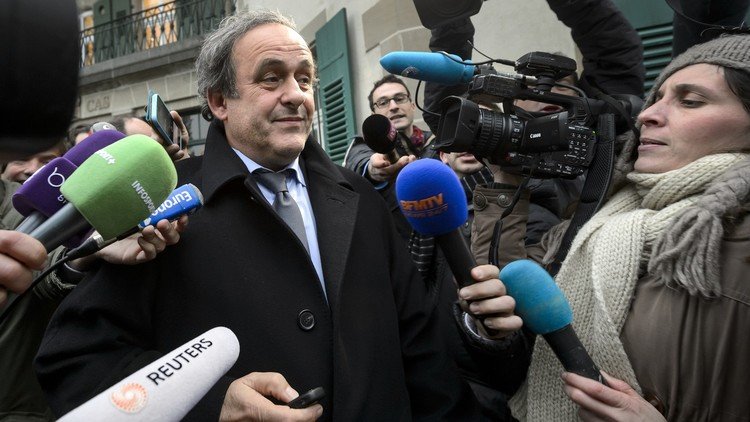 بلاتيني يرفض حضور جلسة استماع للجنة القيم في الفيفا