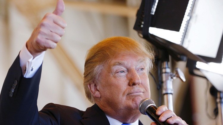 ترامب: شرف كبير لي أن يجاملني بوتين 