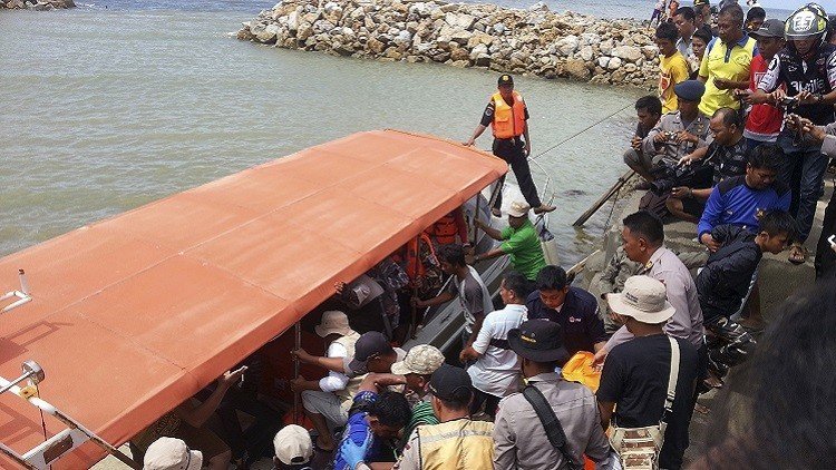 ارتفاع حصيلة غرق عبارة في إندونيسيا إلى 63 قتيلا 