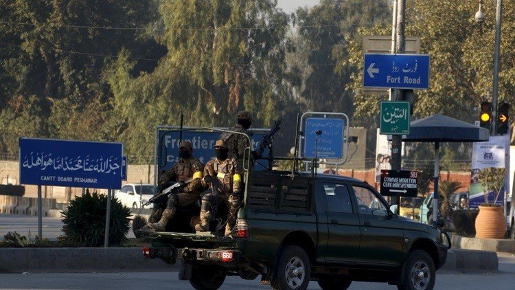 باكستان تتقفى أثر شبكة نسائية تمول "داعش"