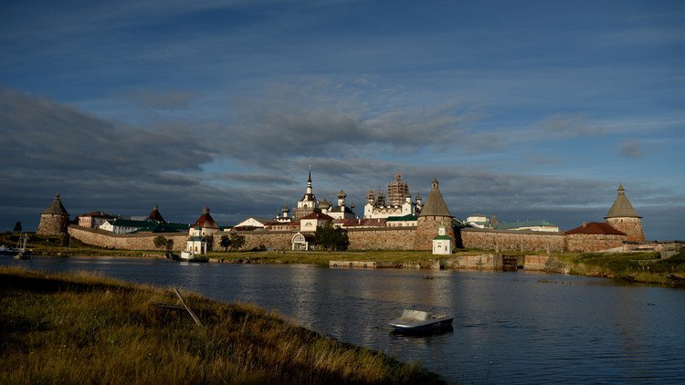 روسيا.. اقتراح بإنشاء سجن مخصص لـ"داعش" في جزر سولوفكي