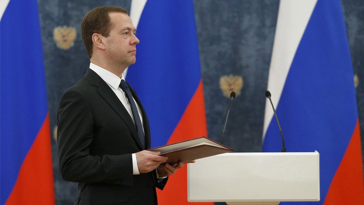 تكريم الفنانين والأدباء الروس بجوائز حكومية في مجال الثقافة