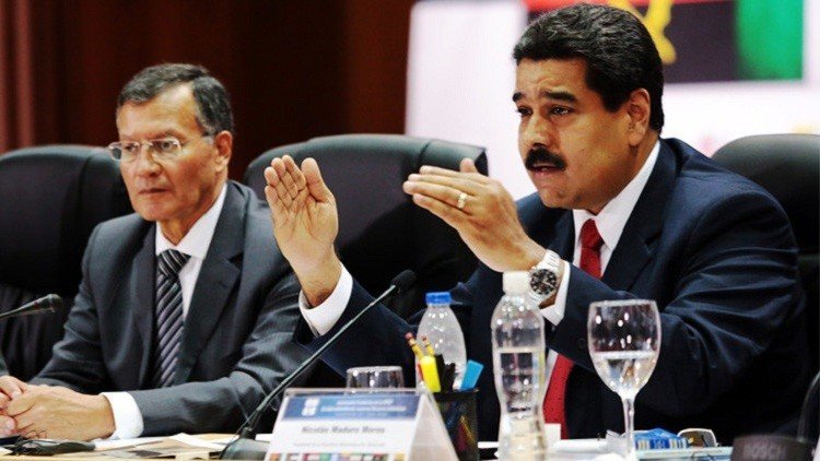 تصاعد التوتر بين أنصار تشافيز والمعارضة في فنزويلا