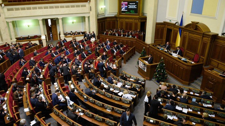 البرلمان الأوكراني يسمح بنشر قوات أجنبية في أراضي البلاد للمشاركة في تدريبات