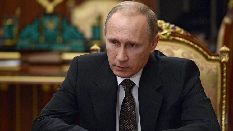 2015.. عام حافل بالتحديات للرئيس بوتين