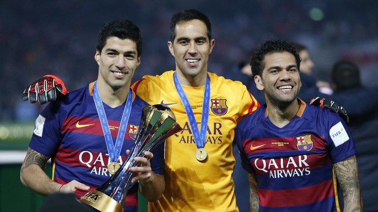 التشكيلة الأساسية لبرشلونة وضيفه ريال بيتيس .. (صور)