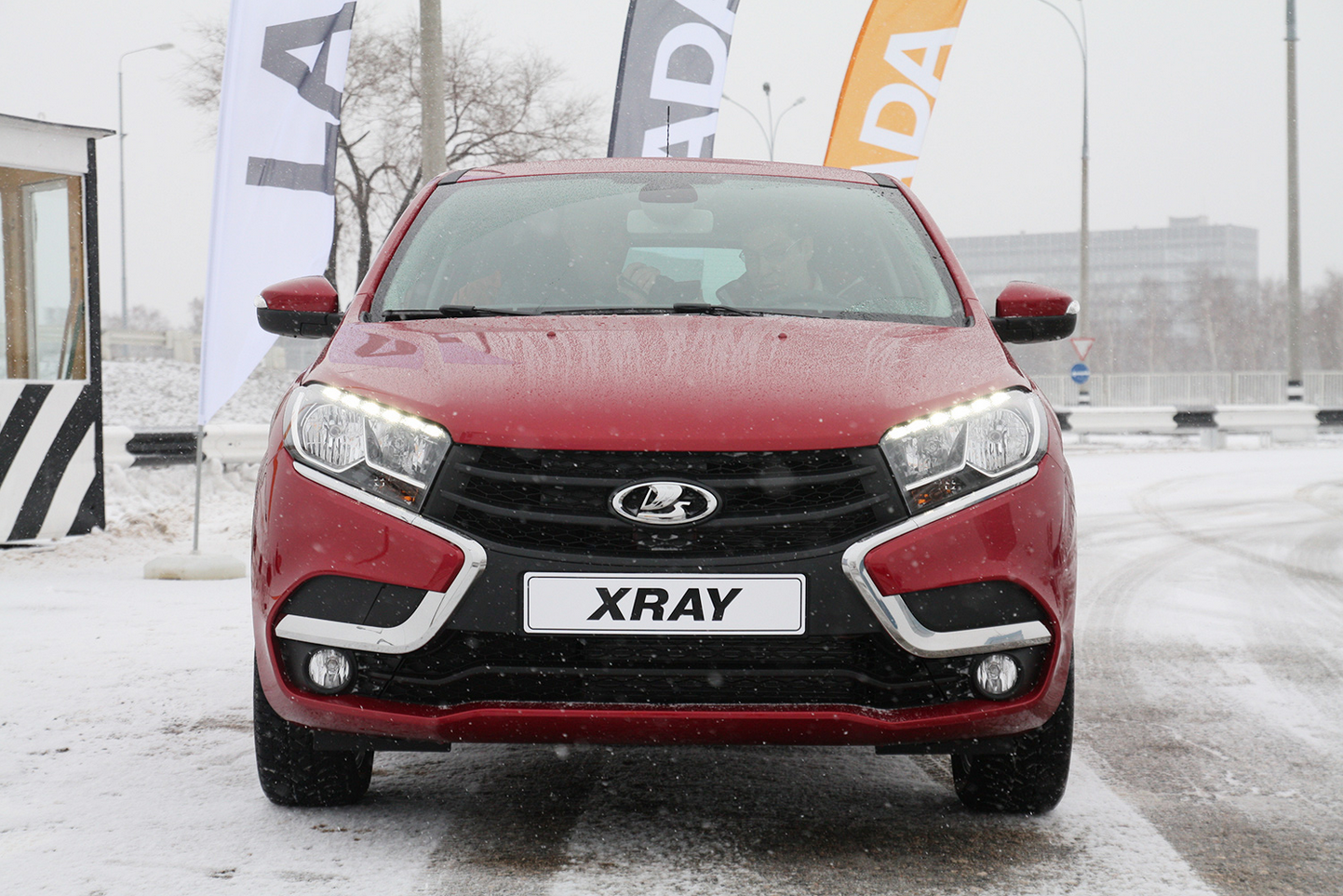 موديل "لادا إكس راي"