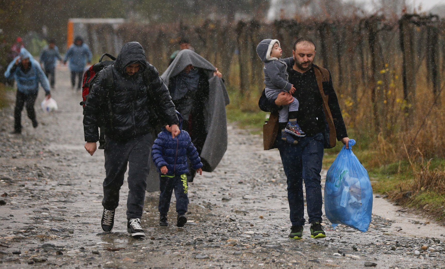 وزيرة أوروبية سابقة تضع خطة شاملة لمواجهة أزمة اللاجئين 