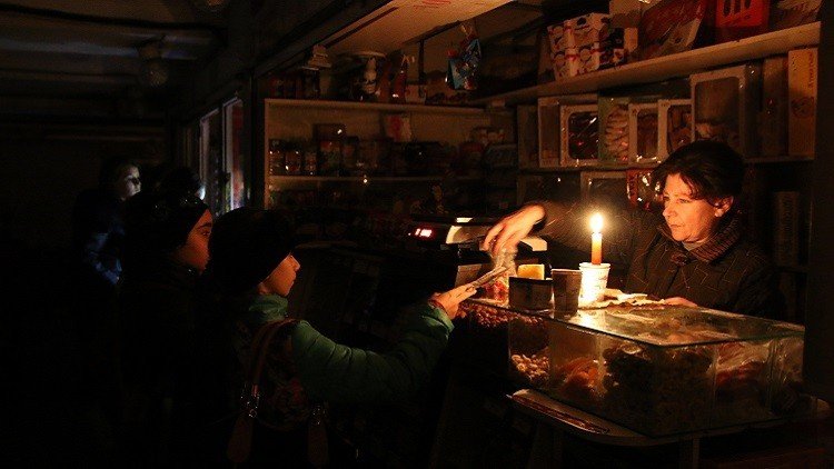 الكرملين يرجح عدم توقيع موسكو عقدا مع كييف بشأن تزويد القرم بالكهرباء