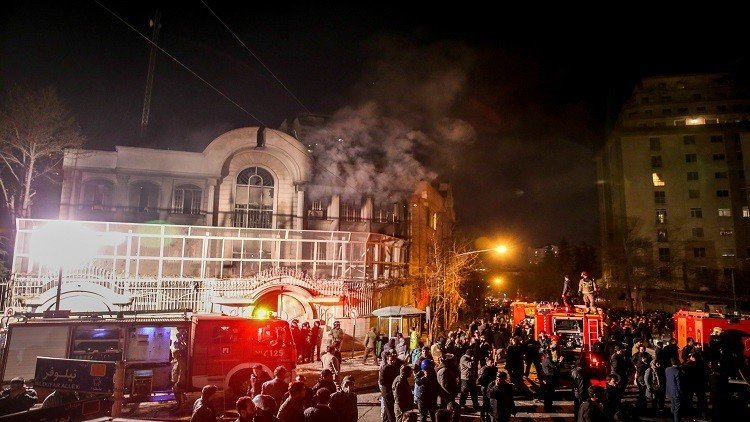 طهران تعتقل 40 شخصا ممن هاجموا السفارة السعودية