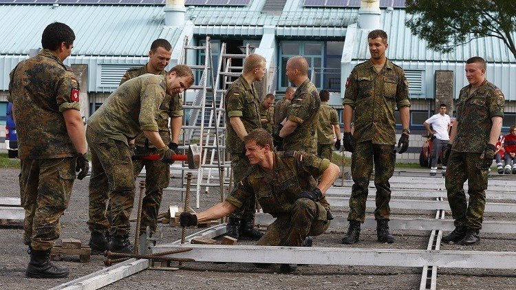 الجيش الألماني يوقف مساعداته للاجئين في 2016