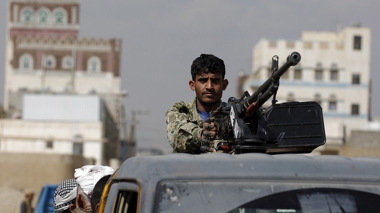 اليمن.. الحوثيون يسيطرون على جبال القشع المطلة على قاعدة 