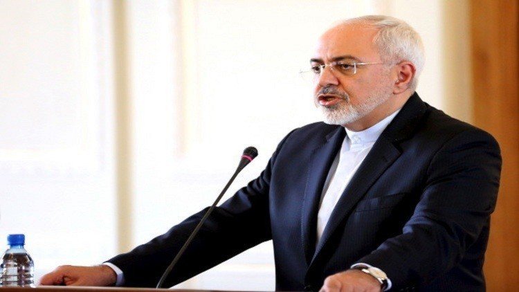 ظريف: إيران لا ترغب بتصعيد التوتر مع دول الجوار