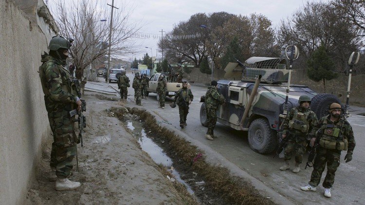 القوات الأفغانية تنتزع السيطرة على منطقة من طالبان