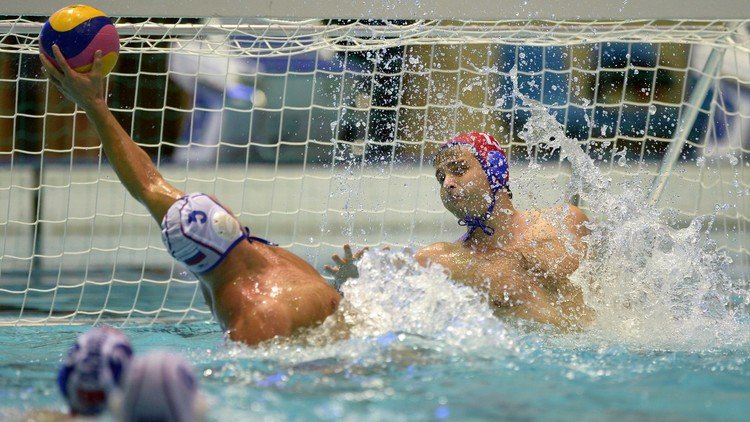 روسيا تفوز على تركيا بكرة الماء