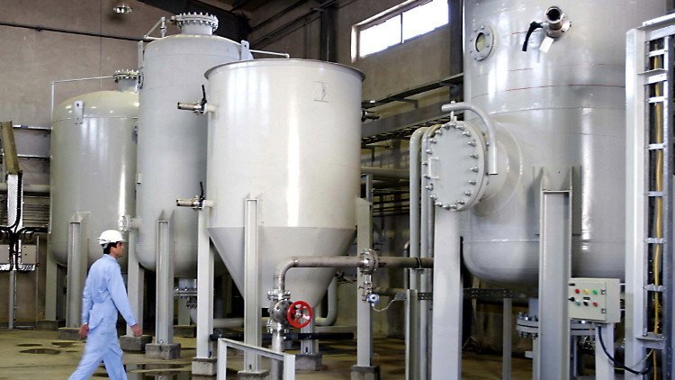 إيران تعلن عن إزالة قلب مفاعل آراك النووي بالكامل