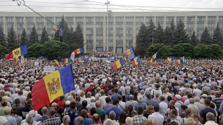 مظاهرات حاشدة في مولدوفا تطالب بتخلي واشنطن وبروكسل عن دعم الحكومة (فيديو)