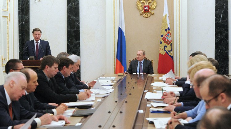 بوتين يدعو لإجراءات أكثر صرامة بحق الفاسدين