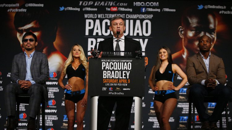 باكياو يعود لمواجهة الملاكم الأمريكي برادلي في نزال ثالث